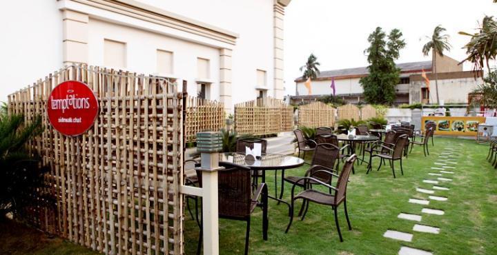 Hotel Shelton Rājahmundry Екстериор снимка