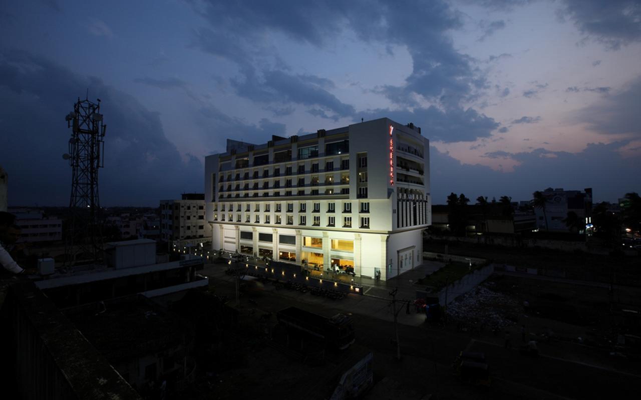 Hotel Shelton Rājahmundry Екстериор снимка